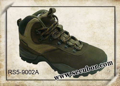 Hiking shoe with vibram, RS59002A